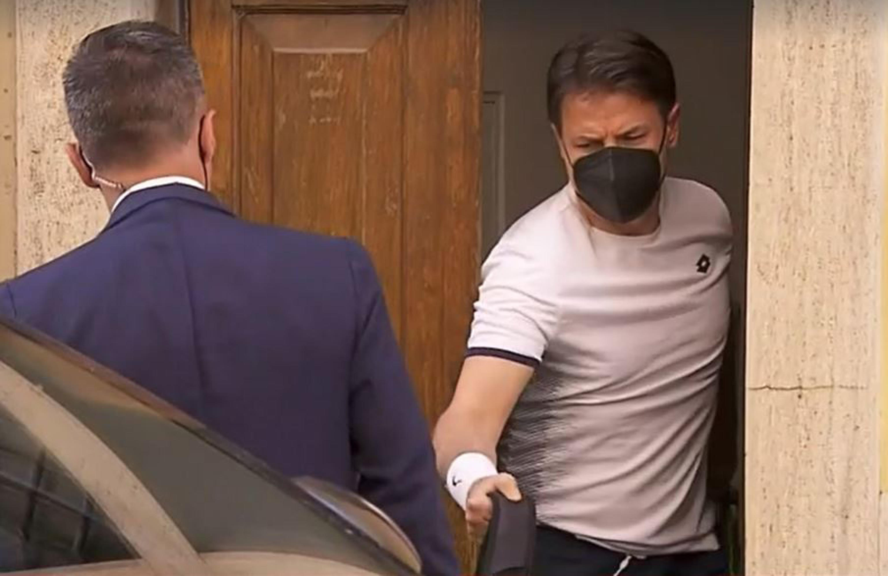 Conte sfida Grillo a Singolar Tenzone