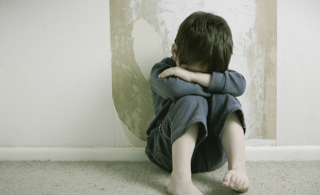 Maltrattamento dei minori: i dati del 2020 e il contrasto in Rete