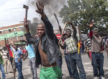 Sudafrica: riaffiora il genio del male