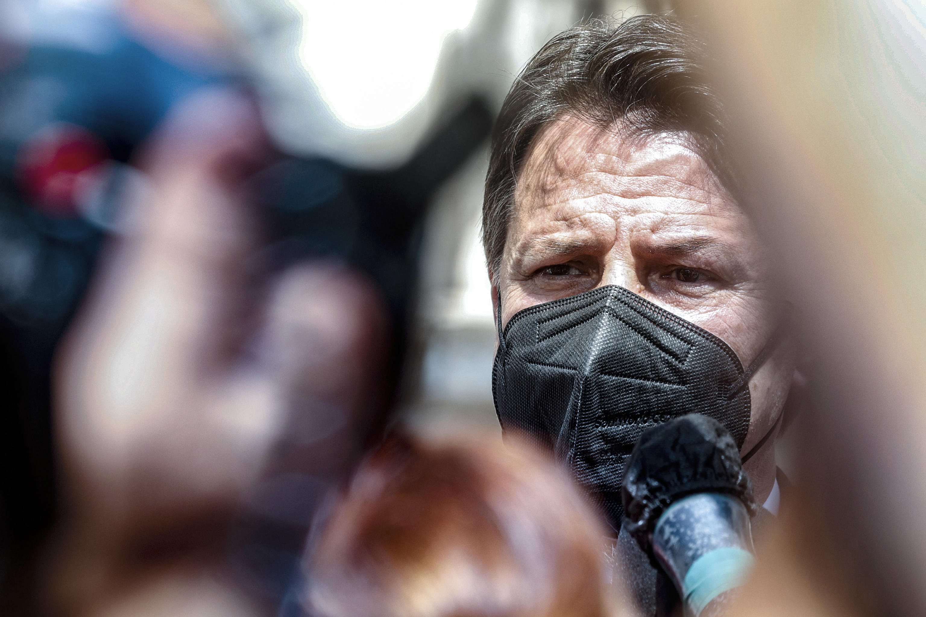 La giustizia zittisce i grillini