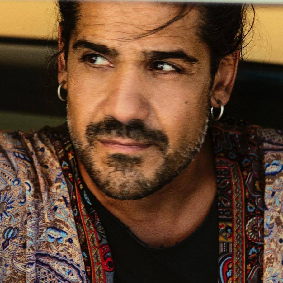 “Africa”: il nuovo brano di Mannarino