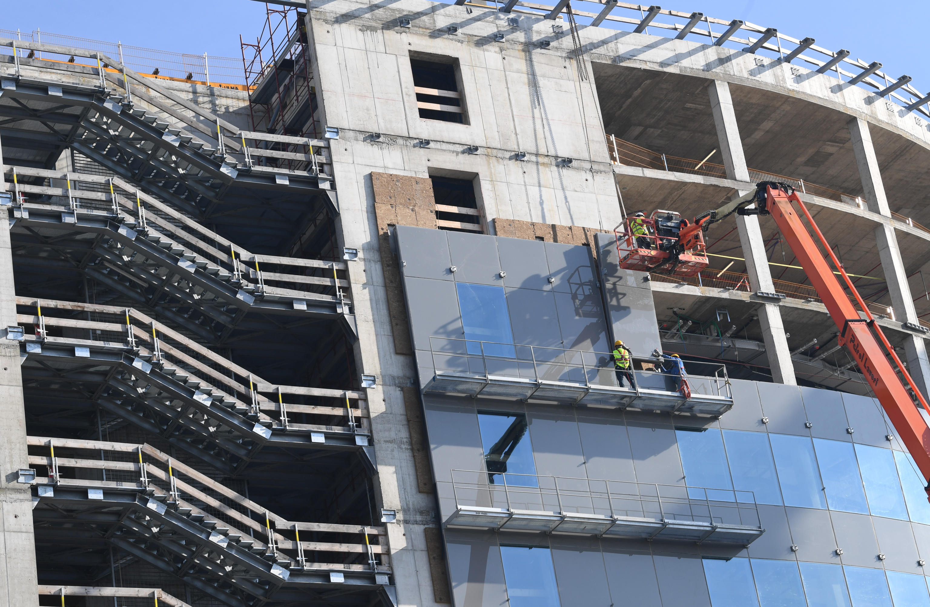 Cerchiamo di evitare facili illusioni sulla crescita delle costruzioni