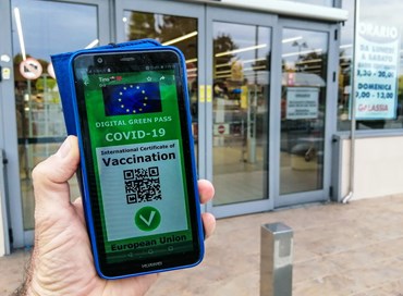 Vaxgate all’italiana, Il cortocircuito della legge sulla vaccinazione