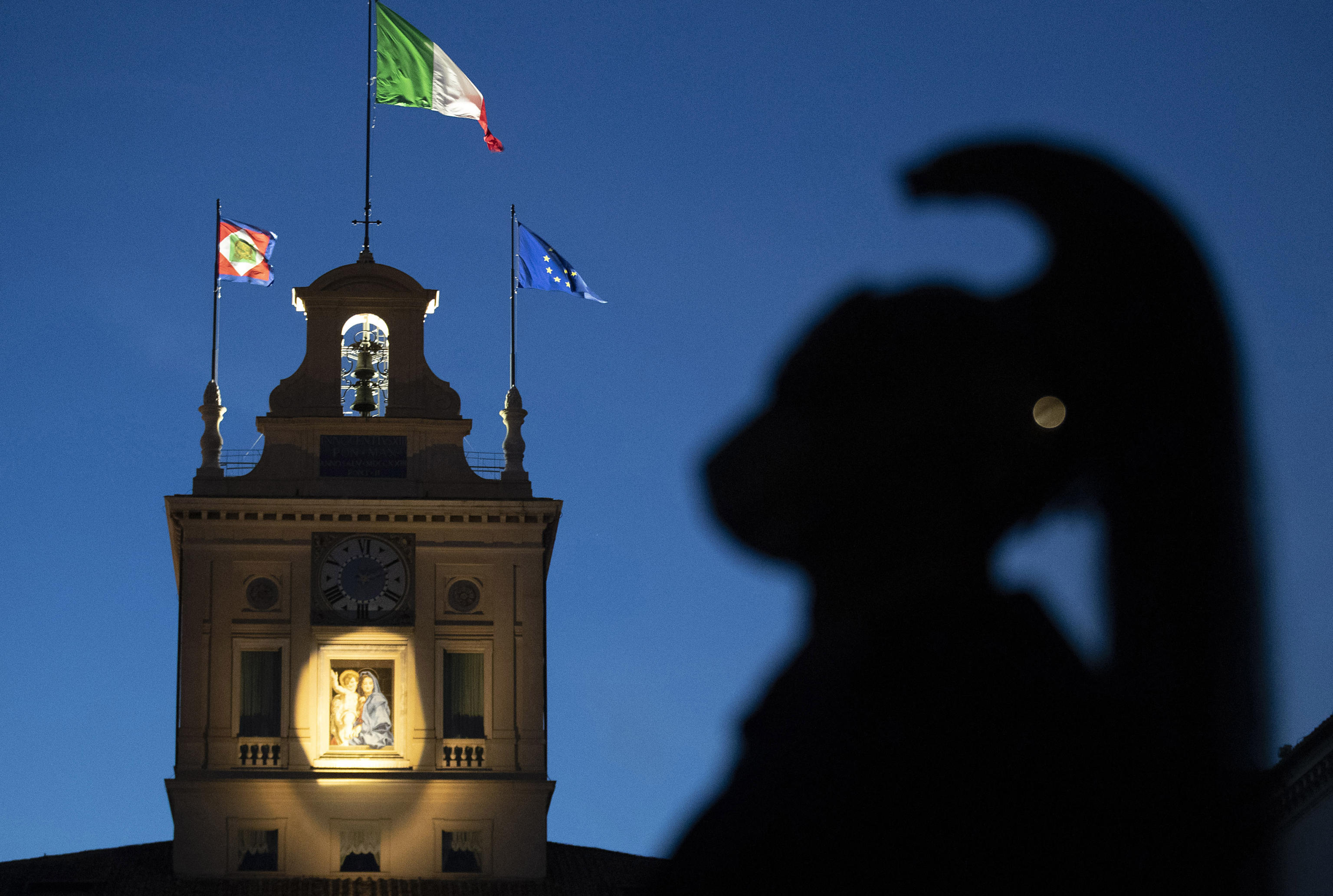 Tutti i generali in fuga da incarichi del Quirinale