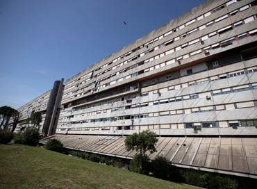 Vivere e andarsene dalla periferia