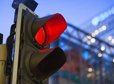 Ing: conti in rosso per miliardi, errore tecnico