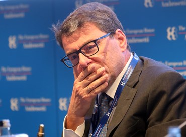 Giorgetti: “Trasformare il Mise da rianimazione a ostetricia”