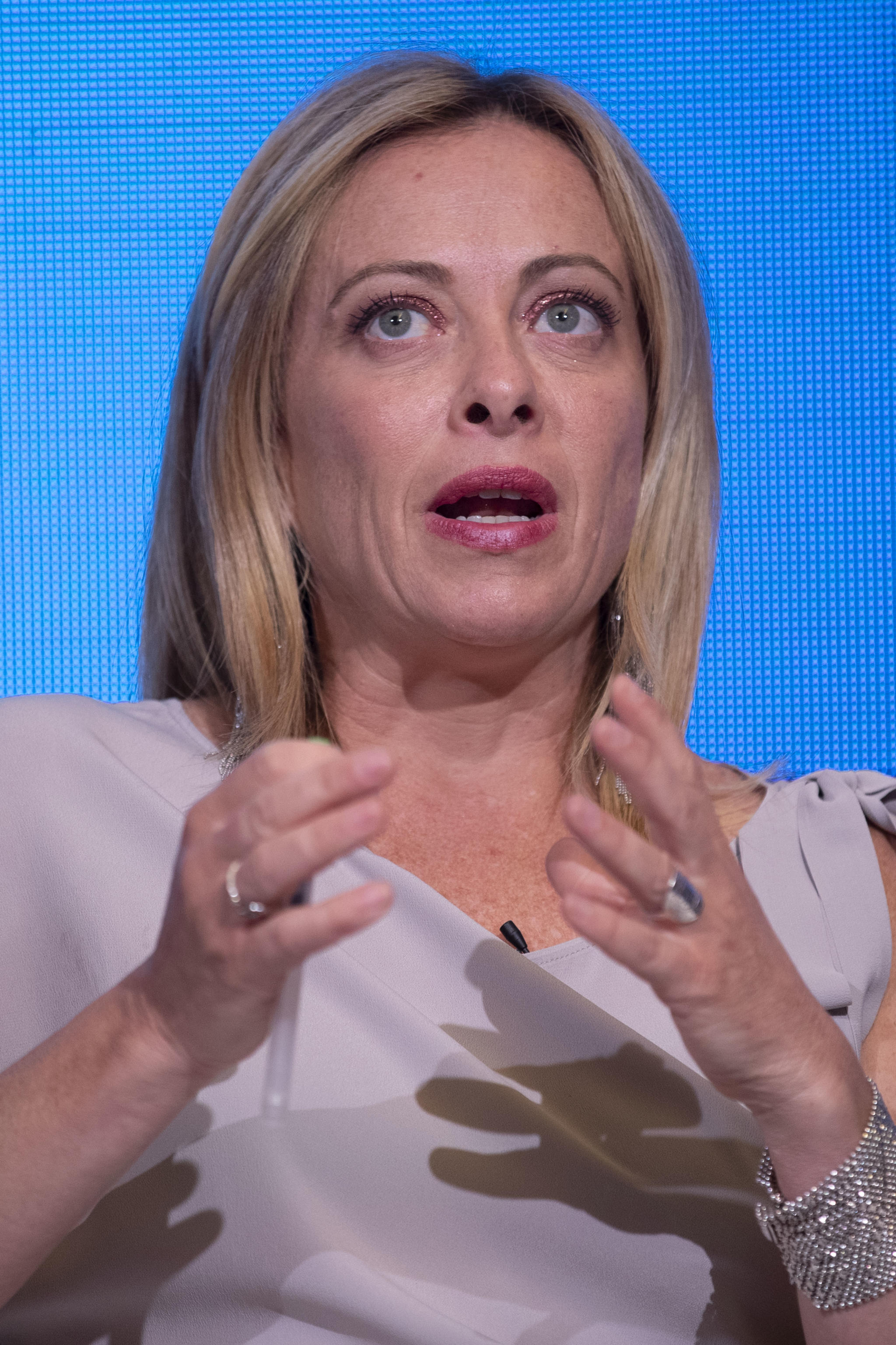 Mattarella bis? Meloni: “Non condivido”