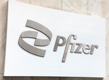 Terza dose, Fda: ok per vaccino Pfizer a over 65 e fragili
