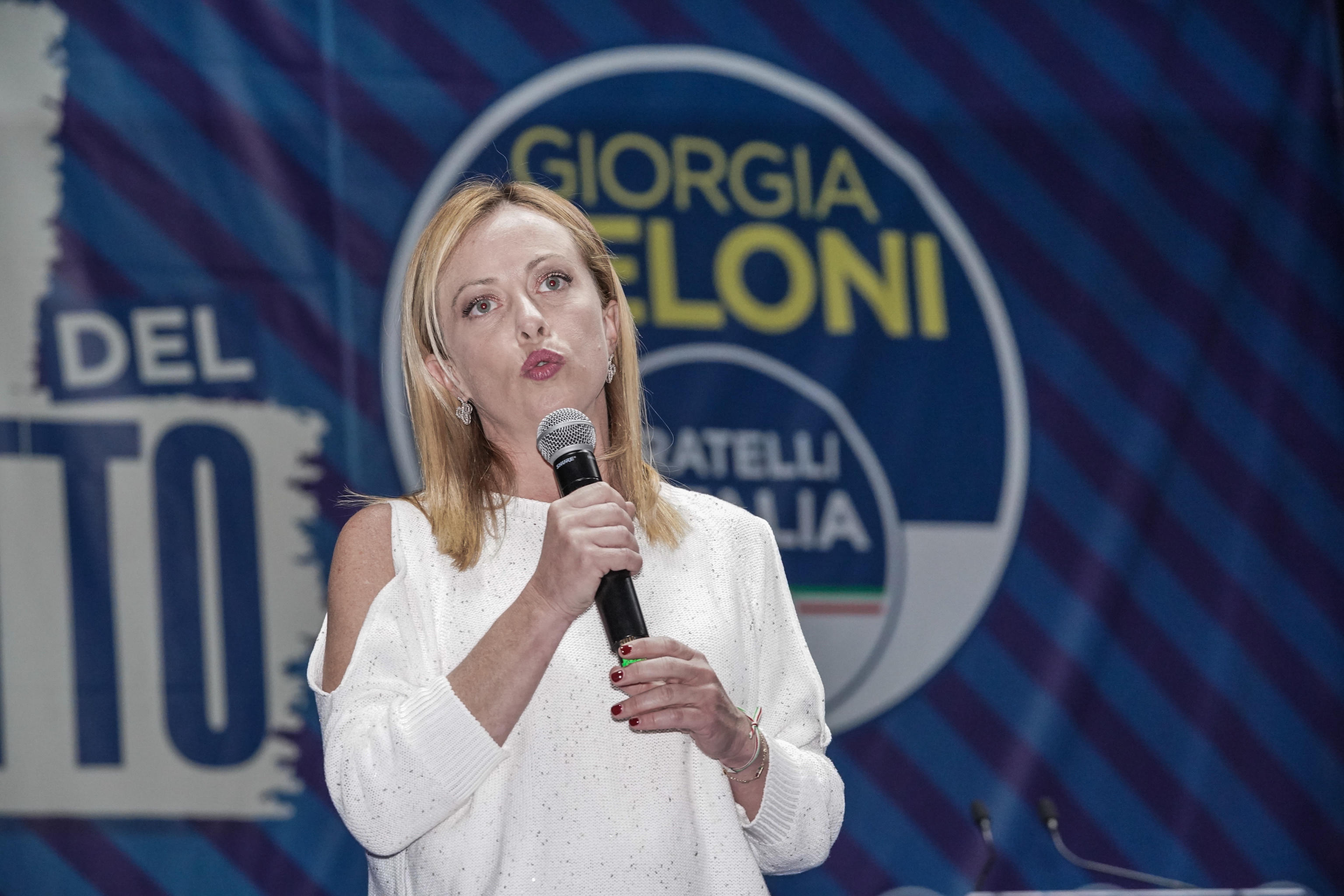 Meloni: “Draghi al Quirinale? Nessuno ci lavora per evitare voto”