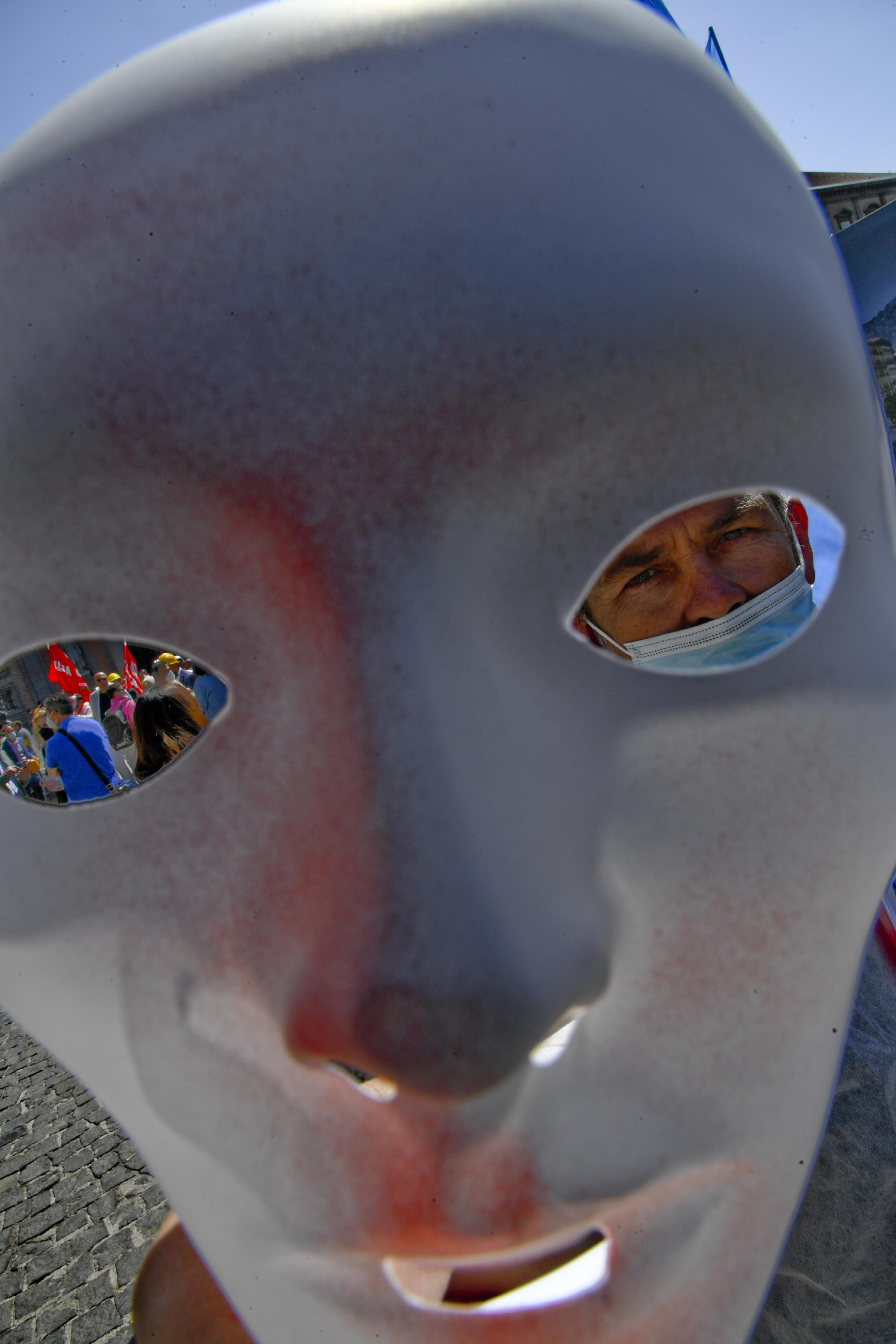 Morti sul lavoro, Draghi: “Una strage continua”