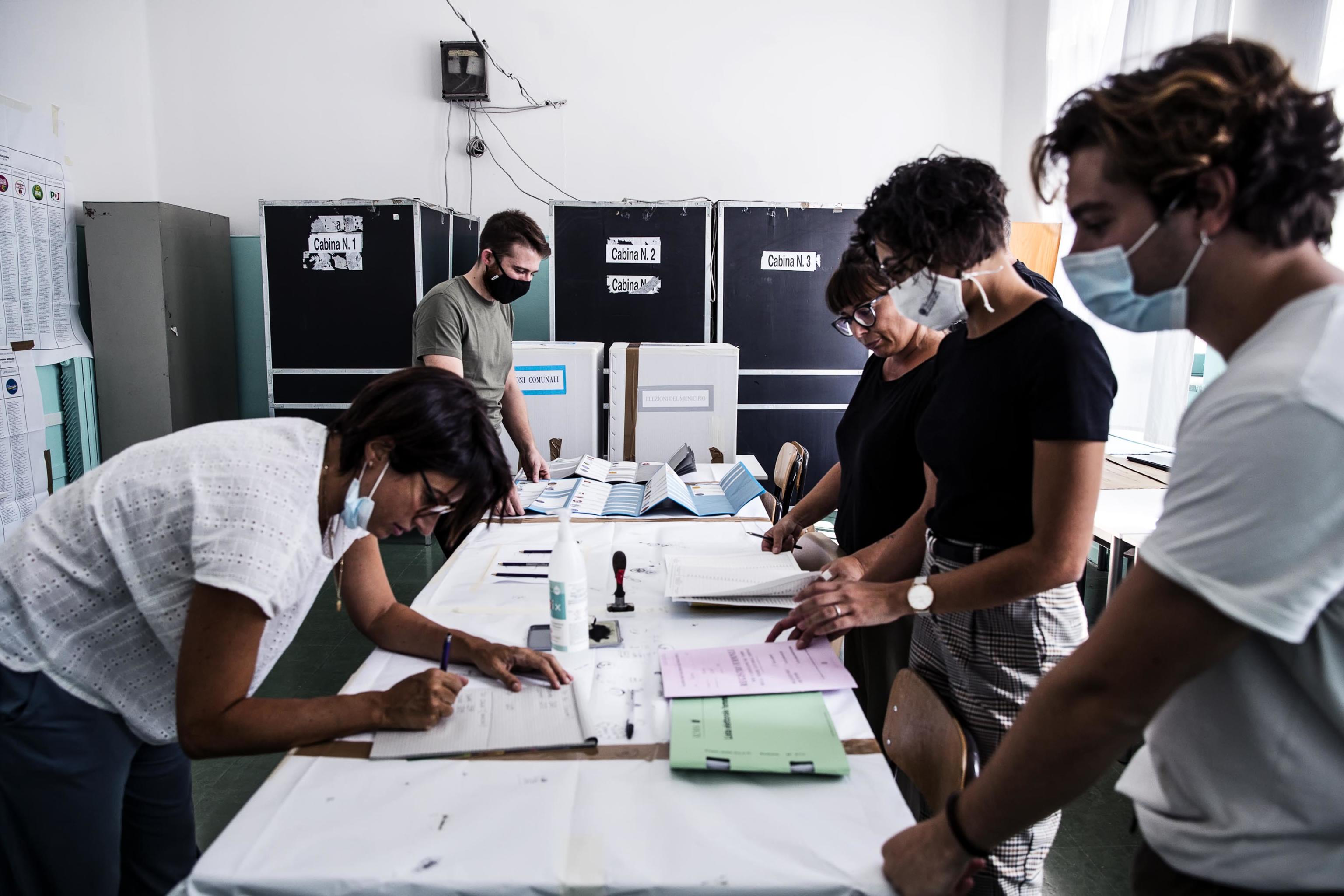 Astenia e astensione: Il voto sottovuoto