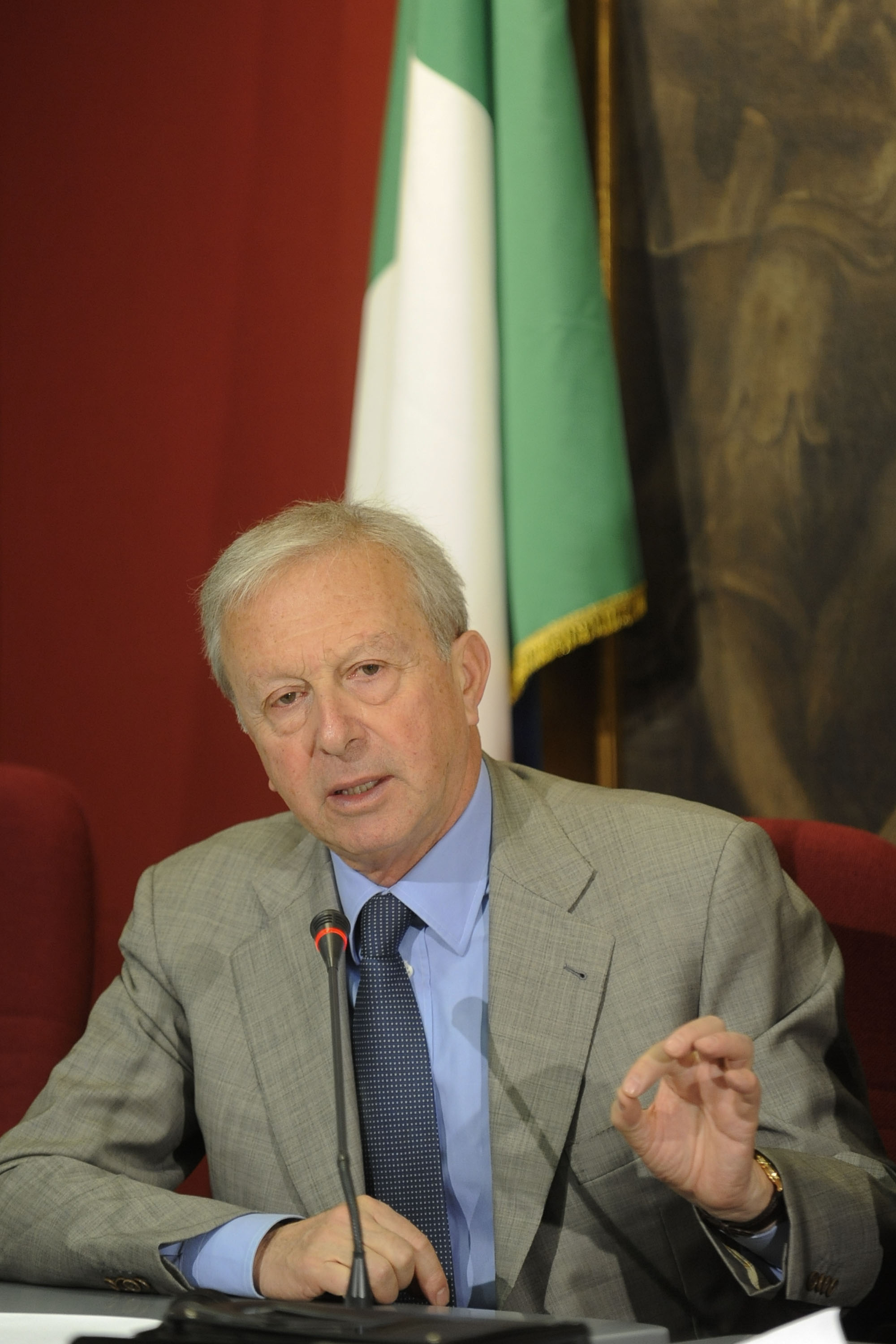 Il “colpo di Stato” del 1964, il libro di Mario Segni