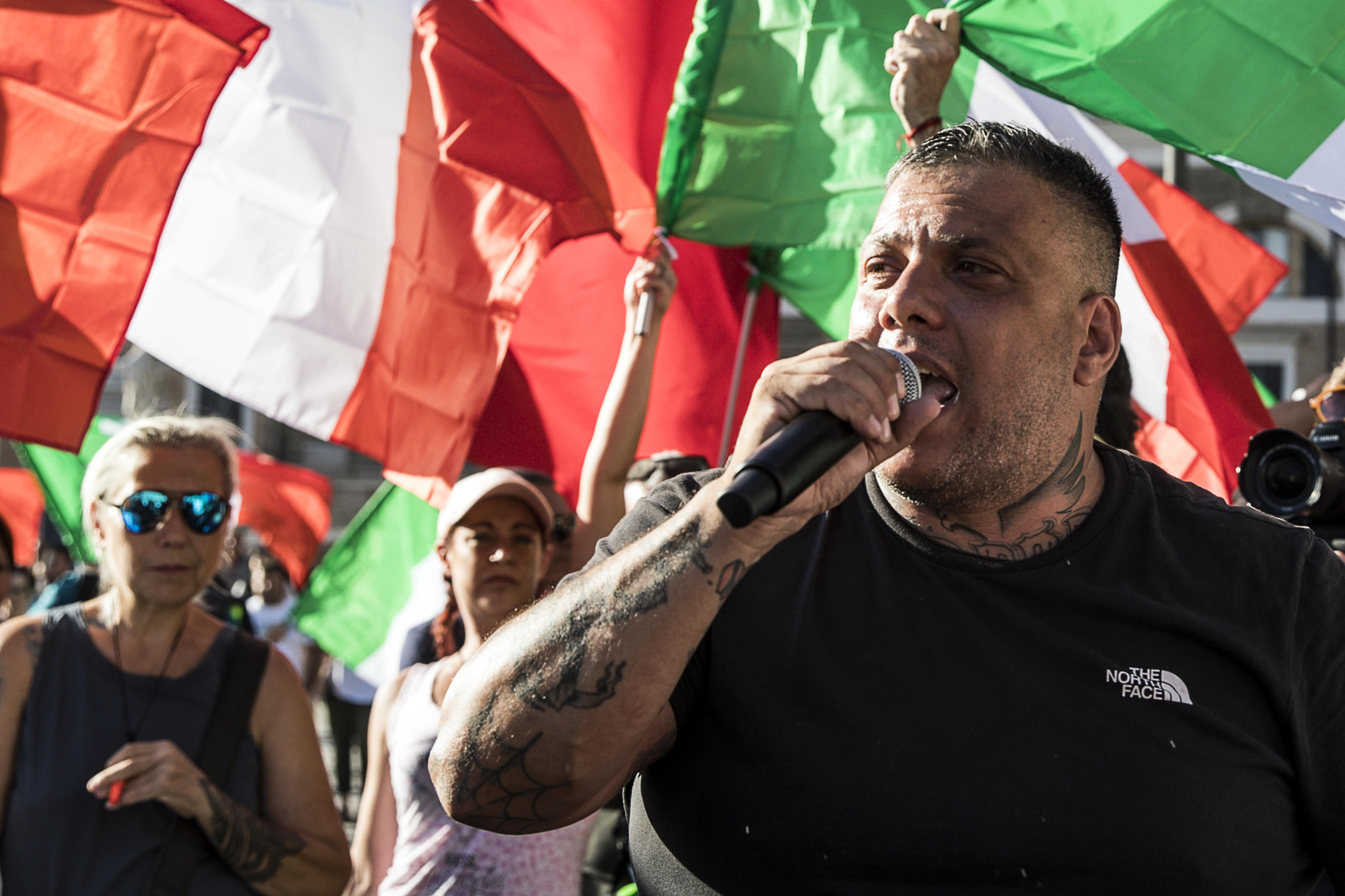 Il sabato romano di Forza Nuova e l’antifascismo a orologeria