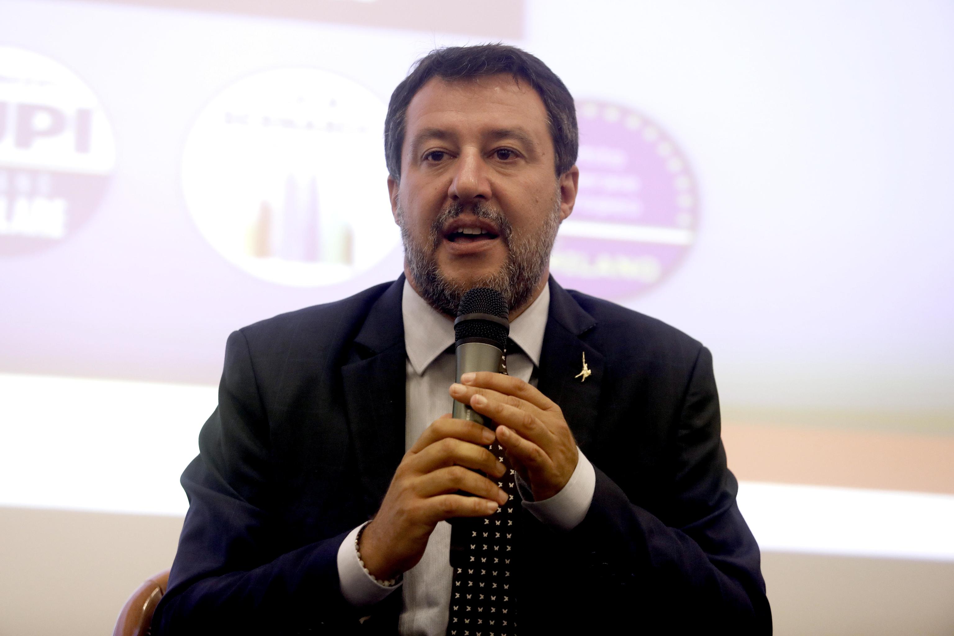 Salvini: “Lamorgese ministro fallimentare”