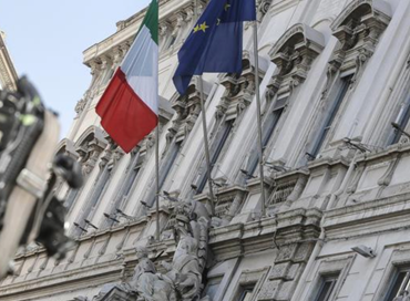 Le sentenze della Corte vanno rispettate