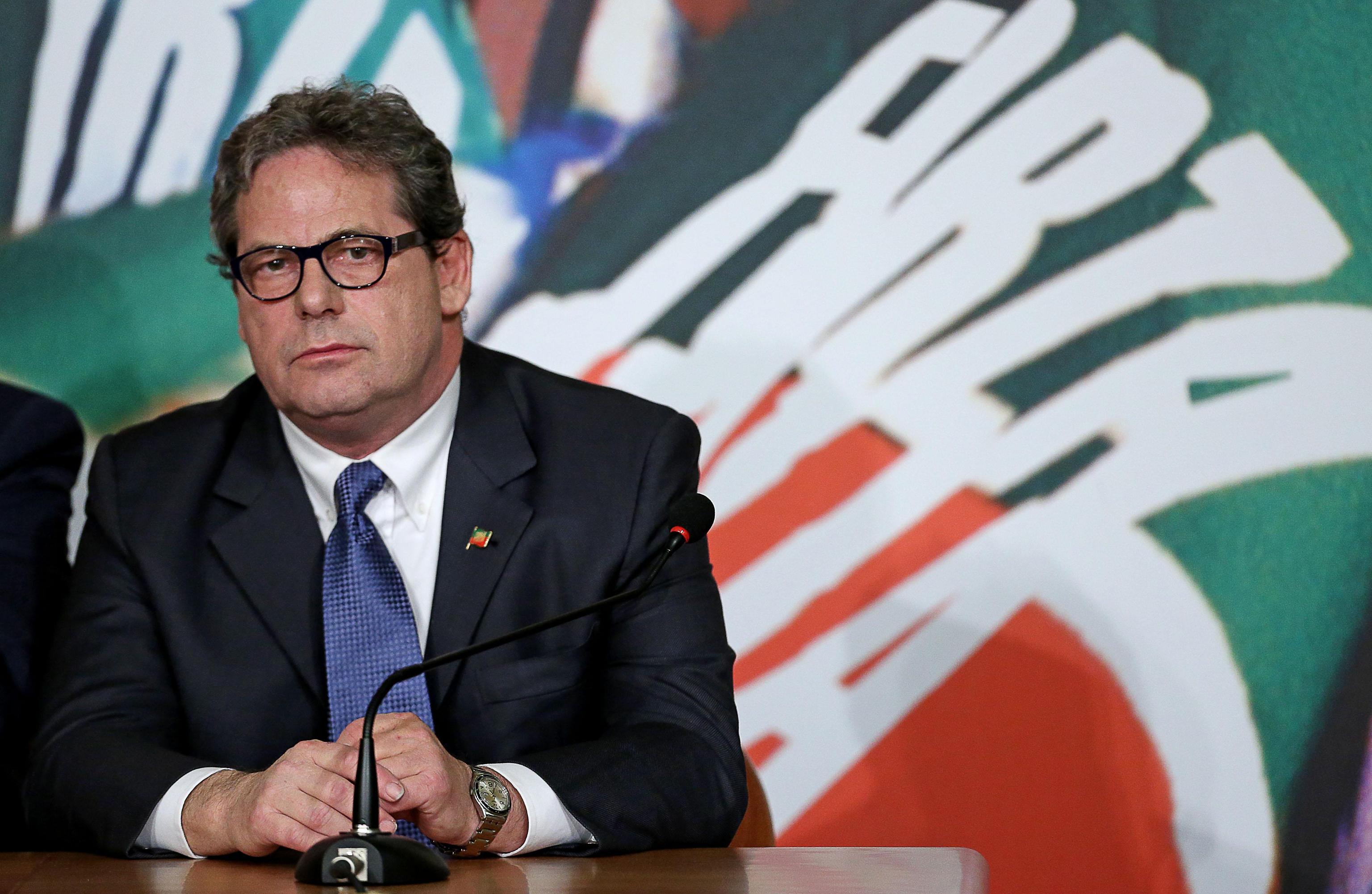 Miccichè: “Vogliamo il partito di Renzi nel centrodestra”