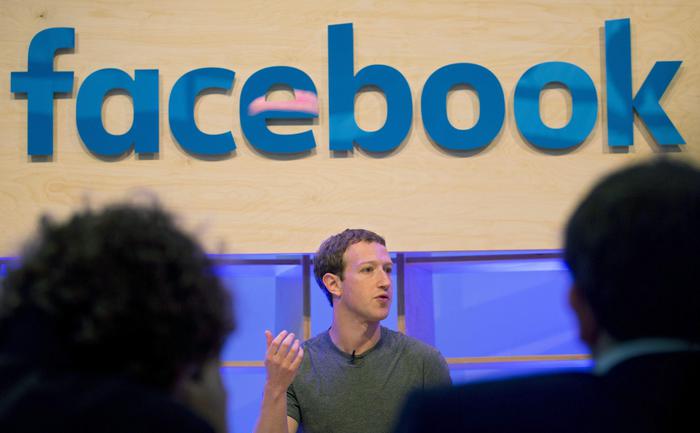 Facebook dice stop al riconoscimento facciale