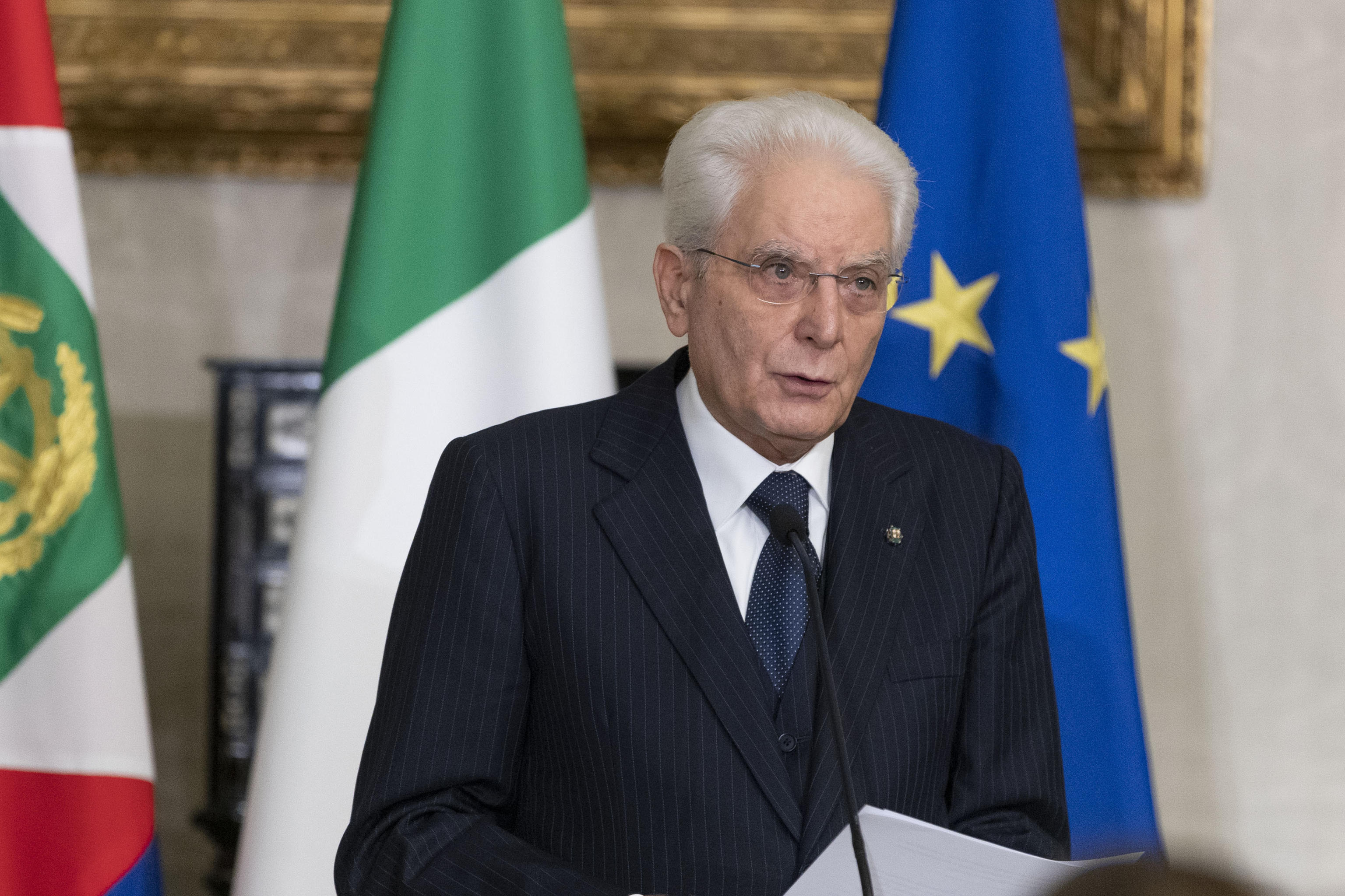 Quirinale, Mattarella e la “frenata” sul bis