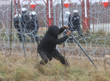 Polonia, cento migranti arrestati nella notte