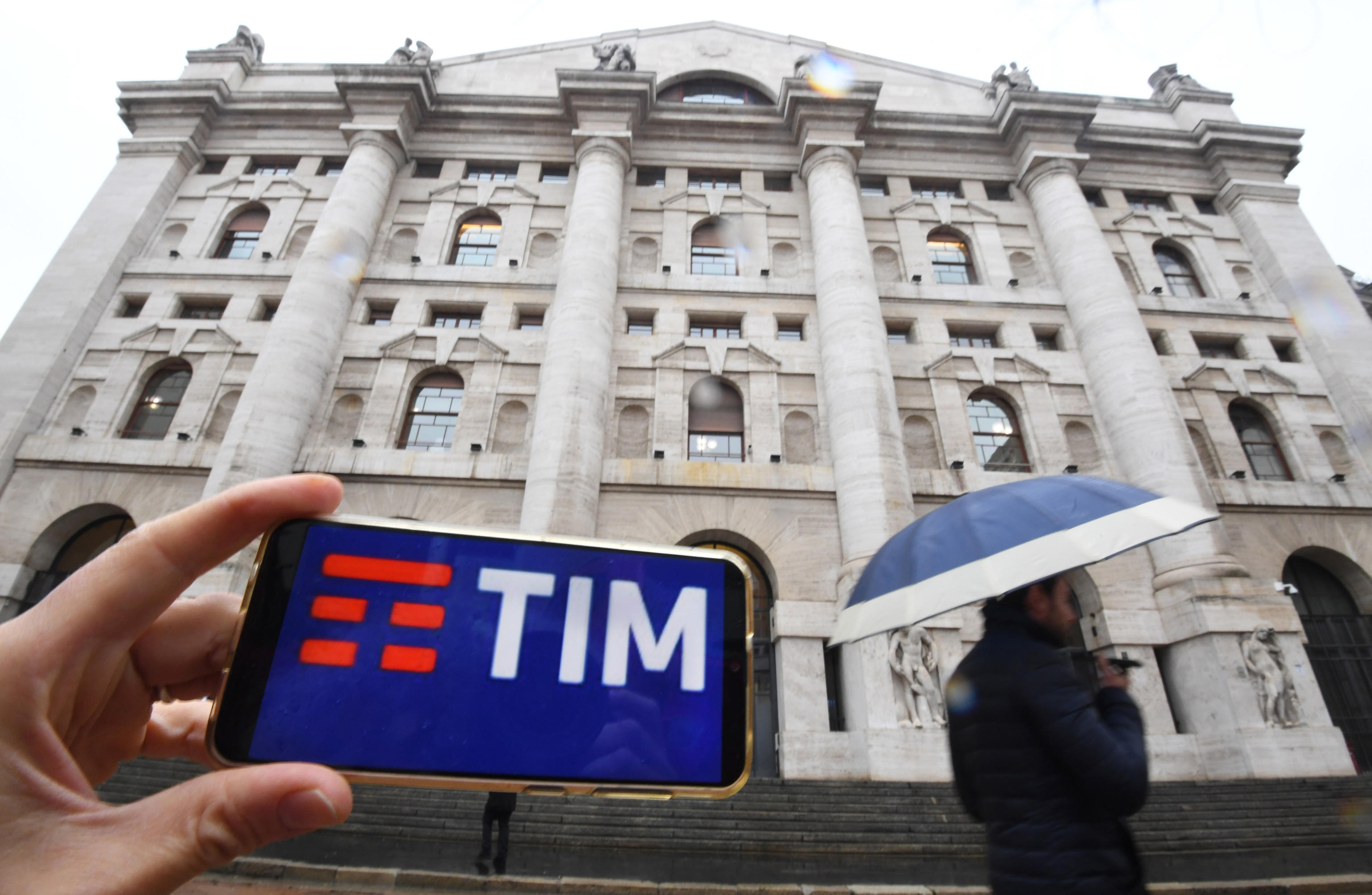 Tim-Kkr: no al nazionalismo economico
