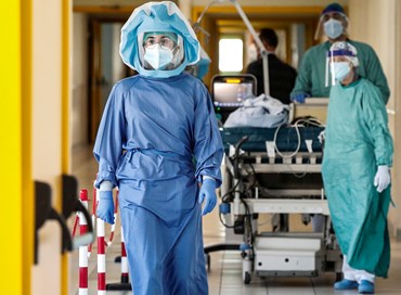 Covid, Gimbe: “Casi in crescita da 5 settimane”