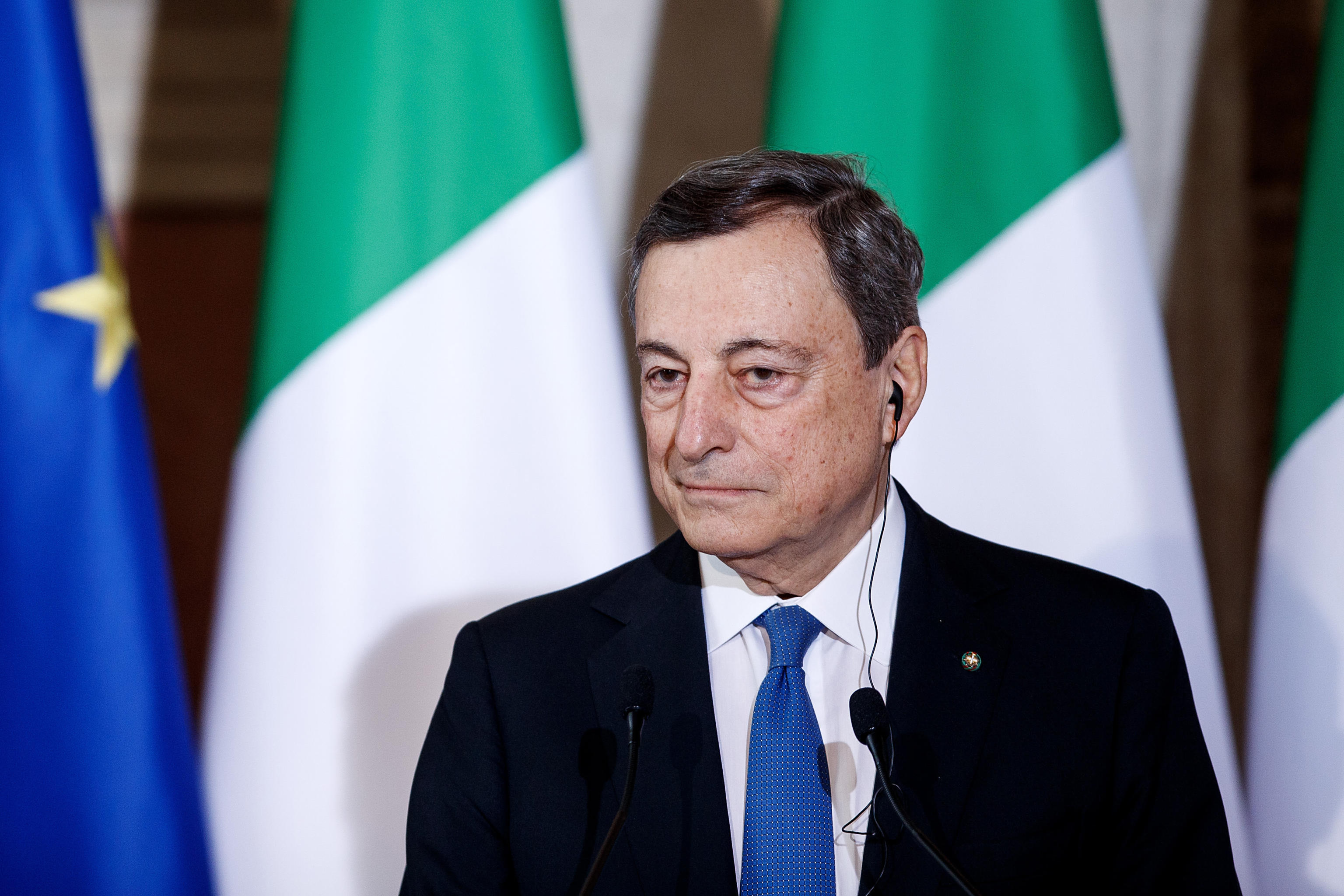 Ma Draghi che fa? La sfinge e la mummia
