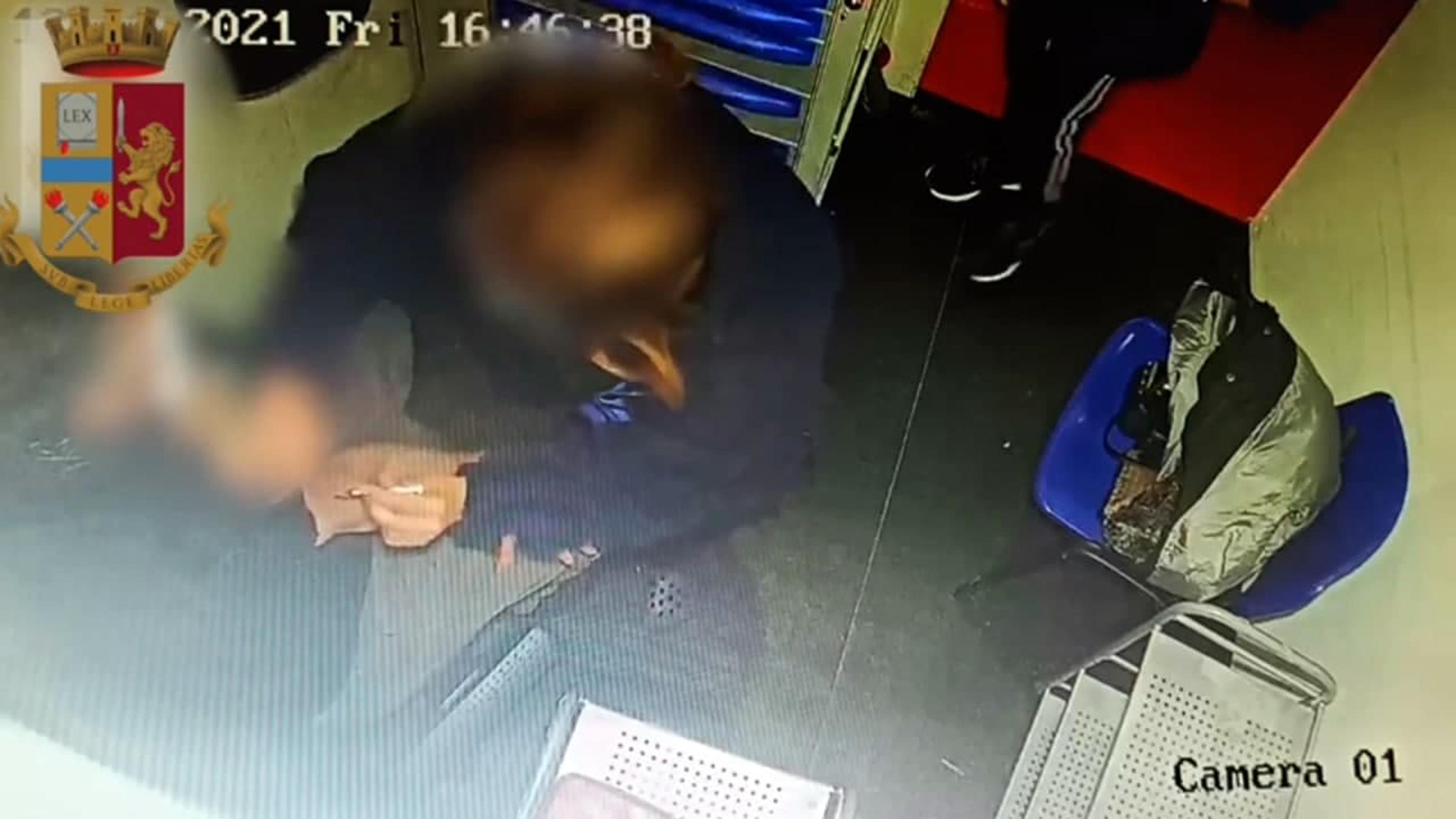 False vaccinazioni, leader No vax tra i fermati