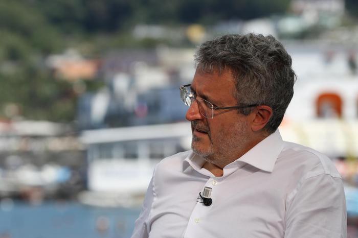 Premio onestà intellettuale ad Alessandro Barbano e Radio Radicale