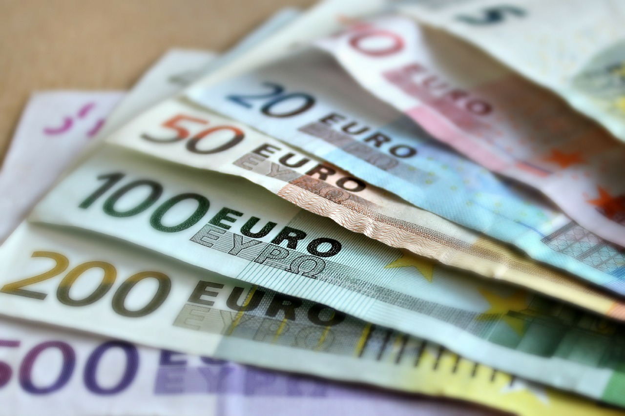 L’euro compie 20 anni, ma c’è poco da festeggiare