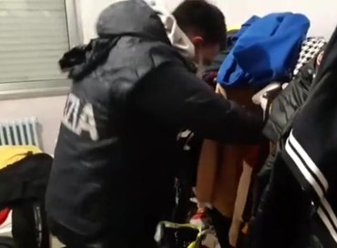 Violenze a Milano: perquisiti alcuni giovani