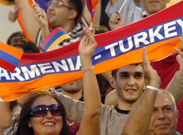 Mosca, lo storico vertice tra Turchia e Armenia
