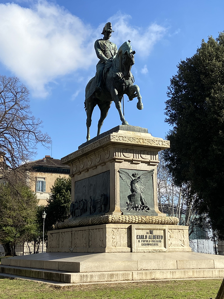 Vacciniamo i nostri ragazzi dai partiti