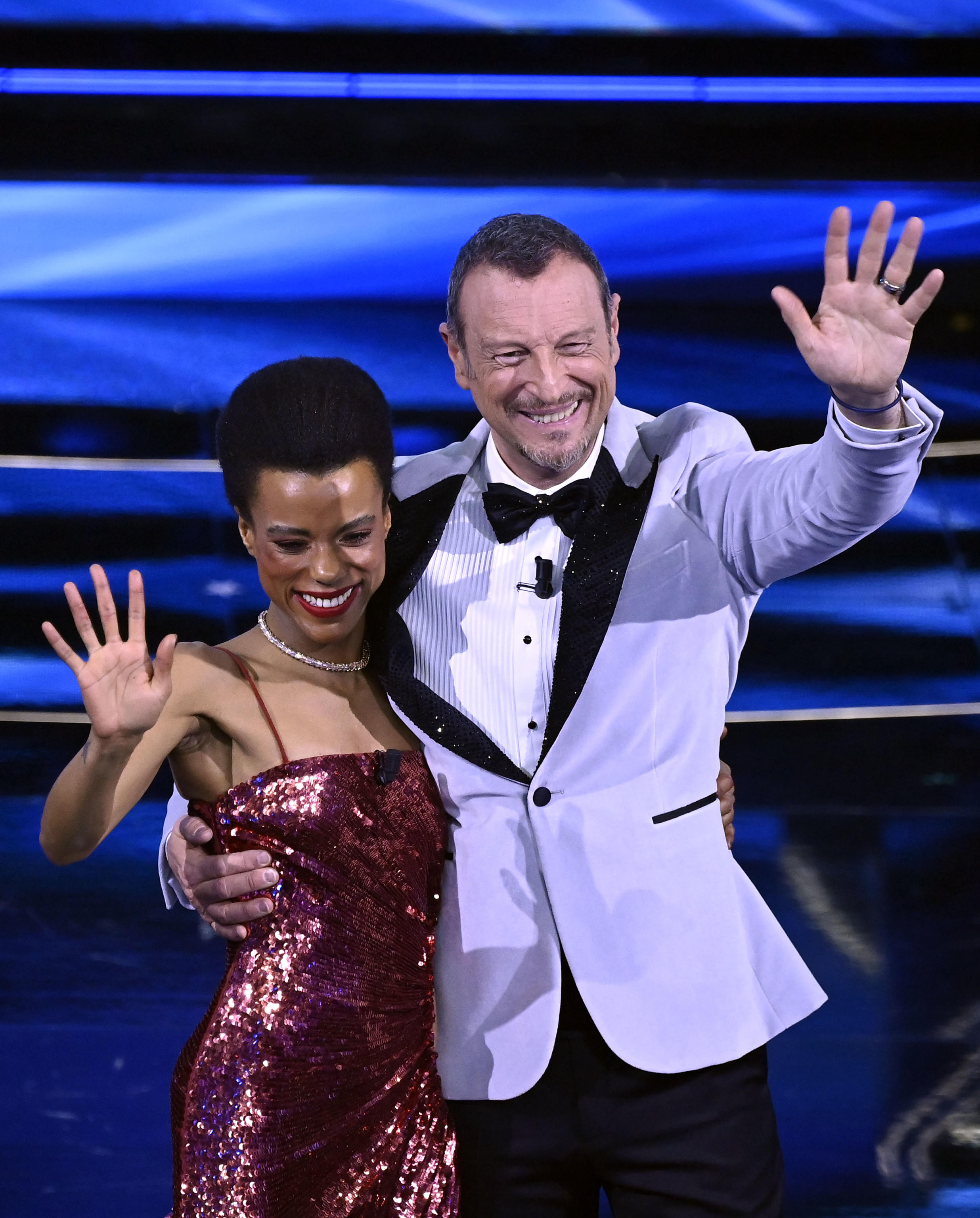 Sanremo 72, Fiorello “batte” Checco Zalone