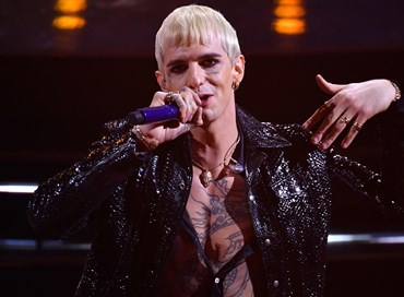Sanremo: conformismo travestito