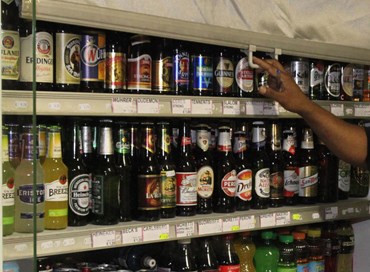 Chiusura dei minimarket a Roma: fallimento della politica