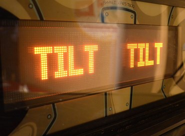 Se i partiti vanno in tilt, mentre la giustizia ne vorrebbe fare terra bruciata