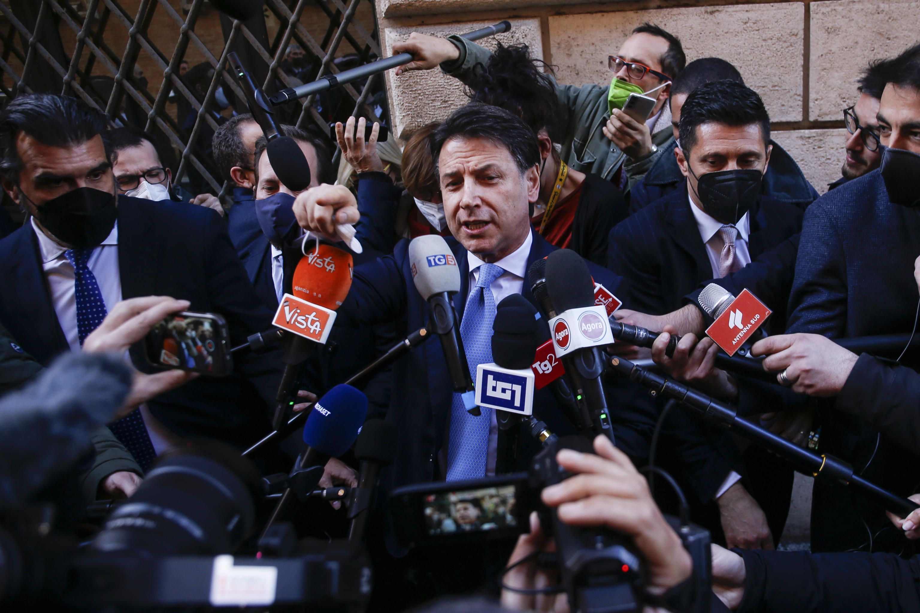 M5s, Conte tra partito personale e “Rifondazione grillina”