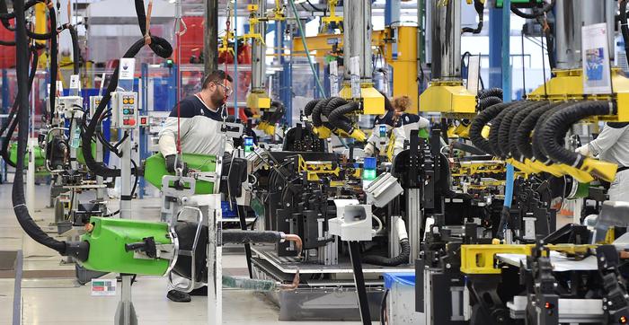 Produzione industriale: aumentano i prezzi