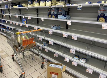 Psicosi da guerra: assalto ai supermercati