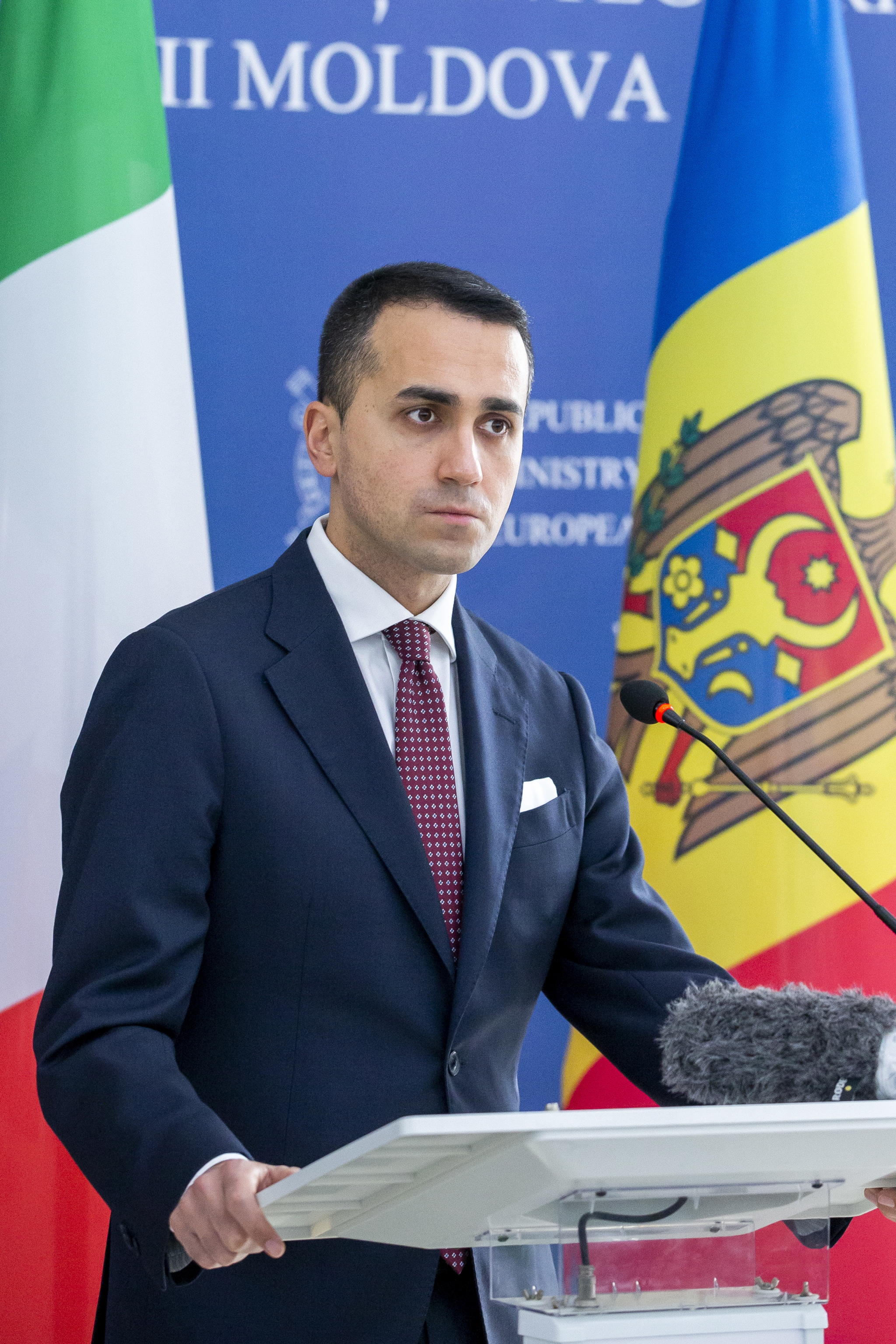 Di Maio ai parlamentari: “Non andate in Ucraina”