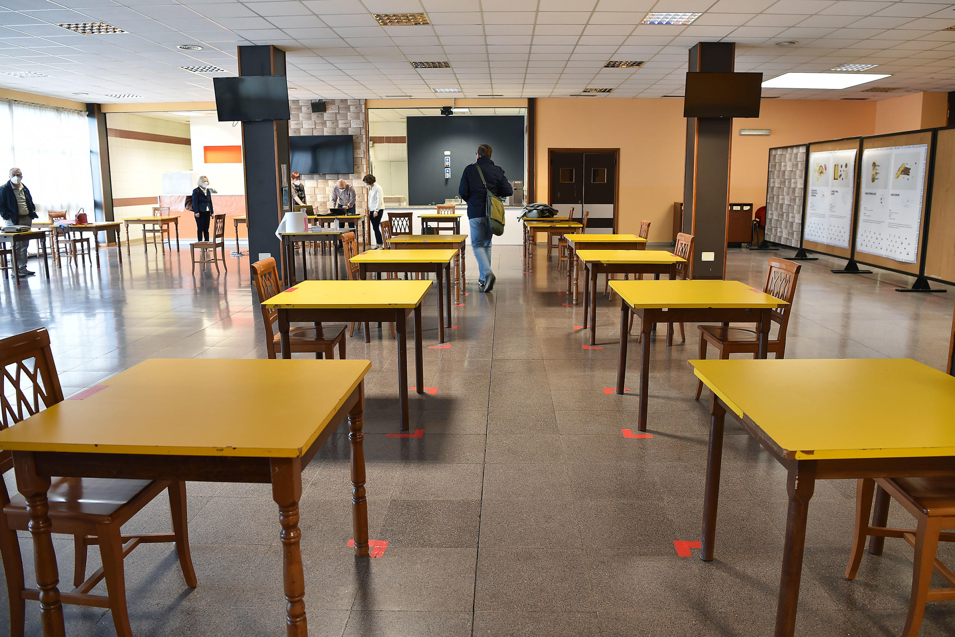 Scuola, “alias” per gli studenti che stanno cambiando genere