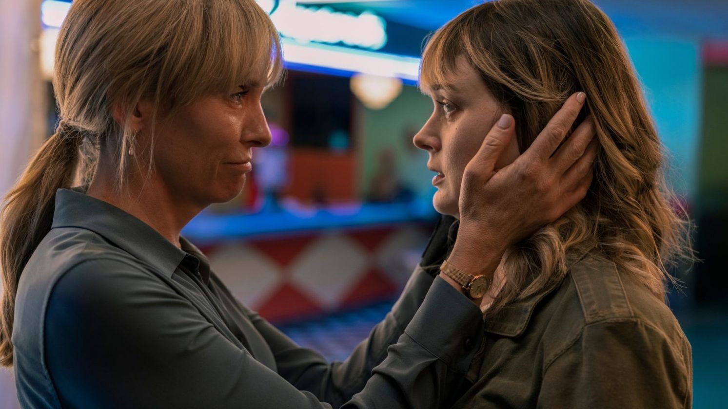 Visioni. “Frammenti di lei”, il passo falso di Toni Colette