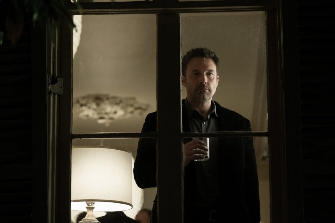 Visioni. “Acque profonde”, un filmaccio tedioso e poco sensuale