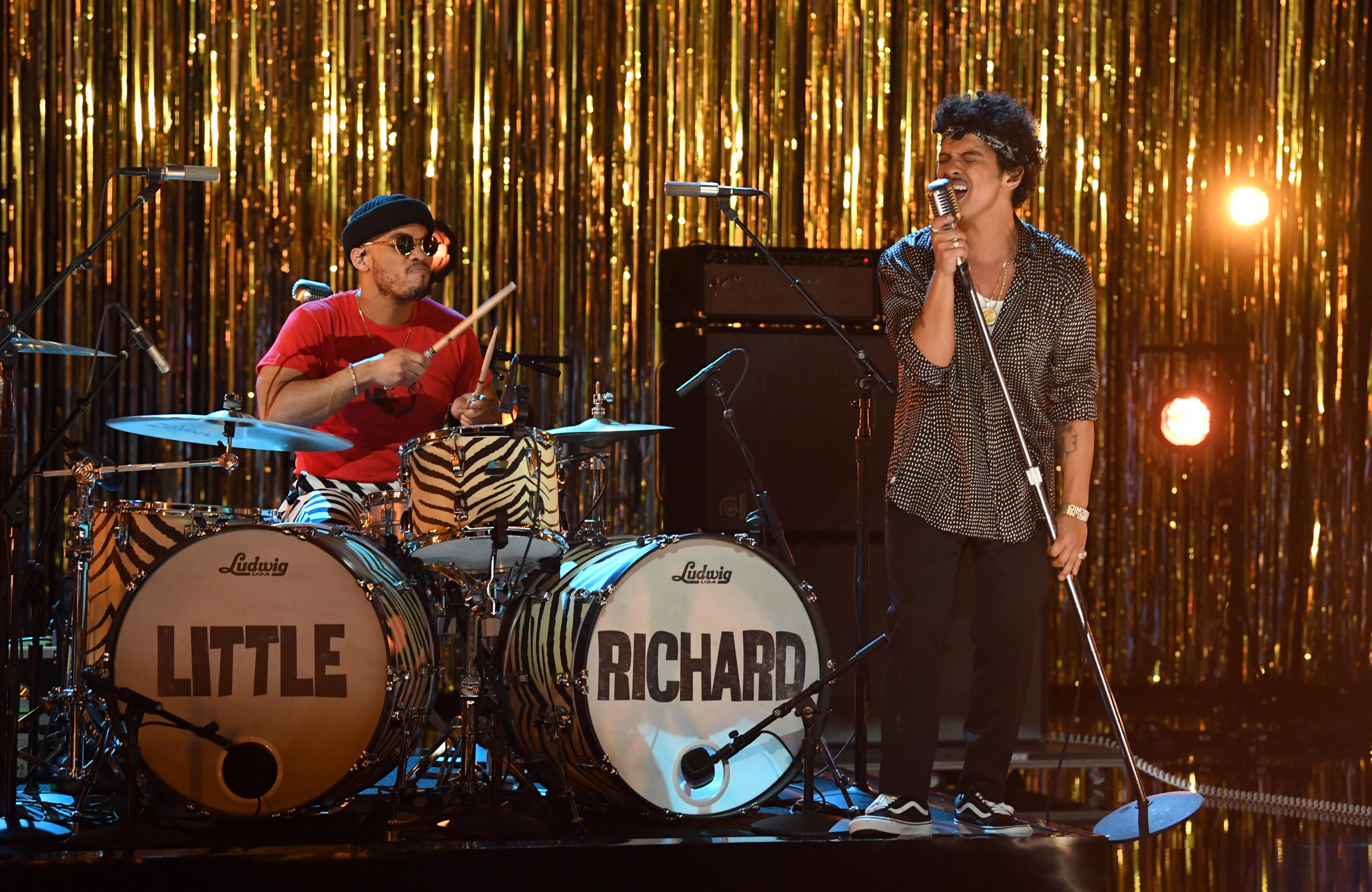 Silk Sonic: il duo asso piglia tutto ai Grammy Awards
