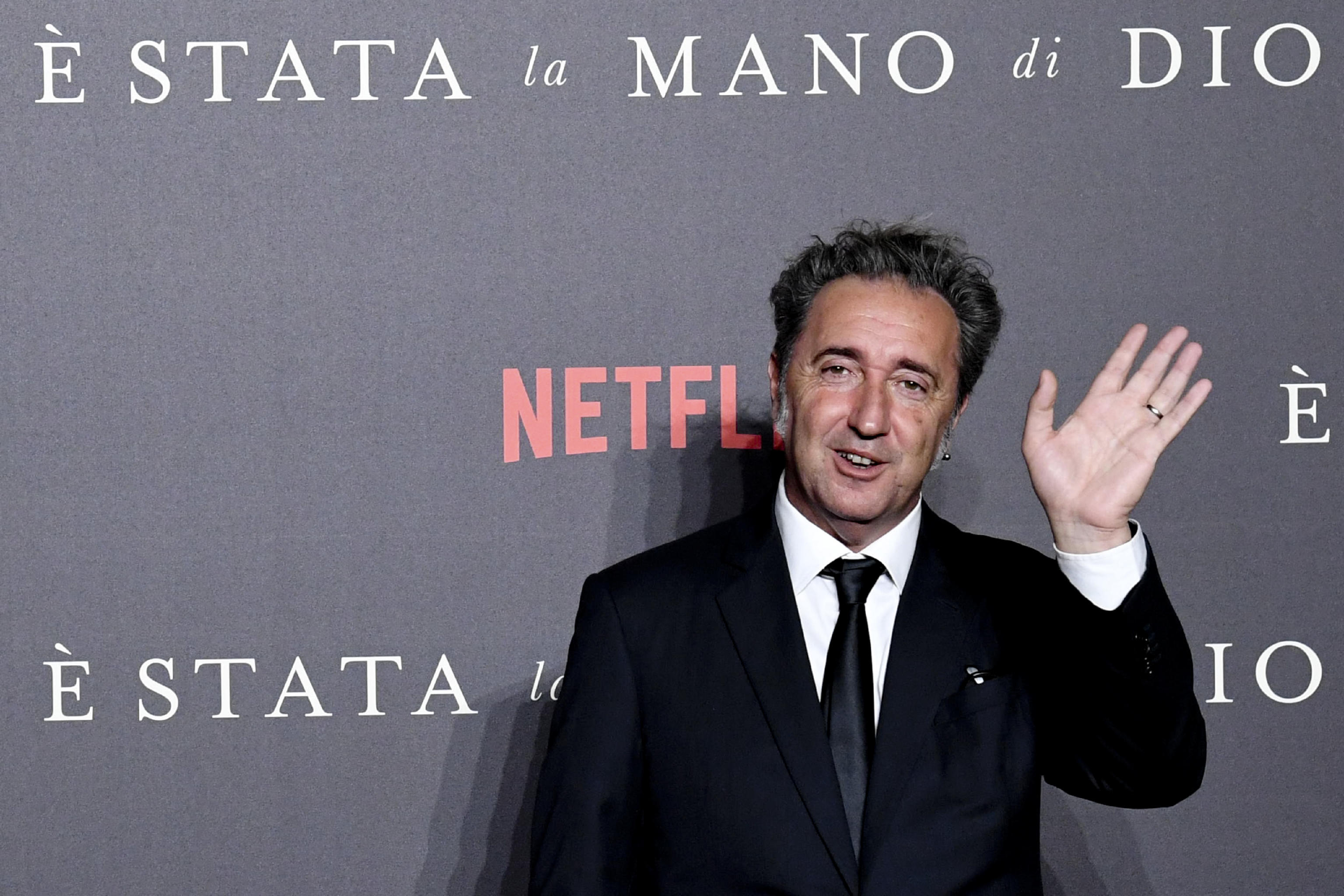 David di Donatello, la partita si gioca tra Sorrentino e Mainetti 