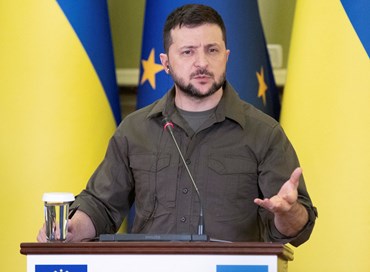 Fuori Orbán, dentro Zelensky