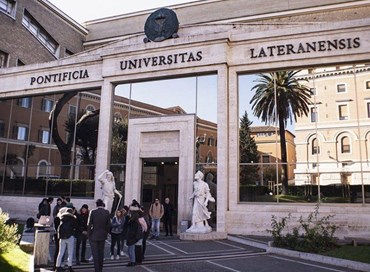 Se la magistratura italiana entra pure in quel che compete alla Chiesa