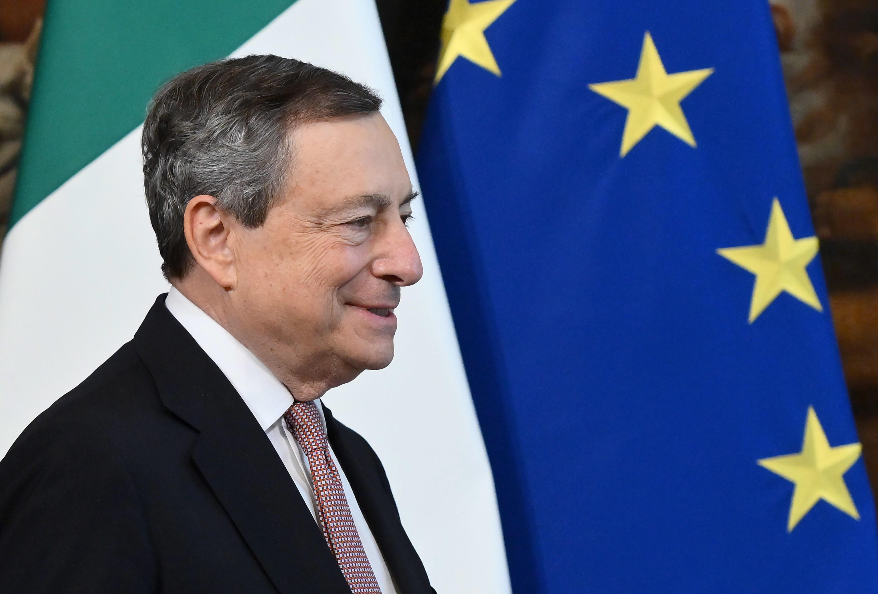 Ma Draghi va avanti