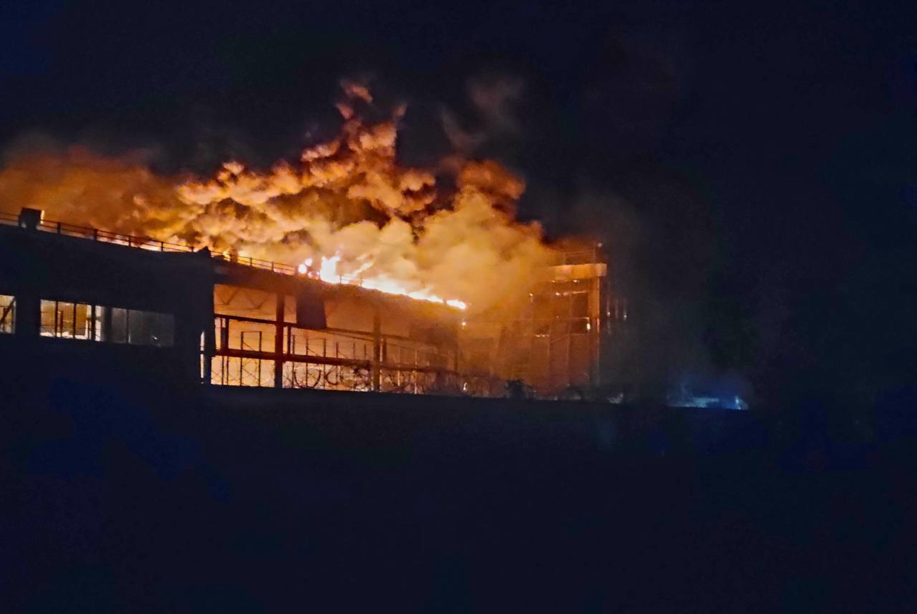 Raid su Odessa, combattimenti nell’acciaieria Azovstal